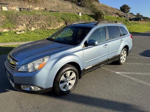2011 Subaru Outback 2.5 i Limited