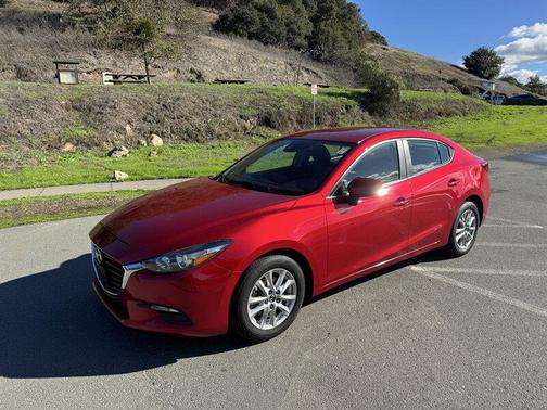 2018 Mazda Mazda3 Sport