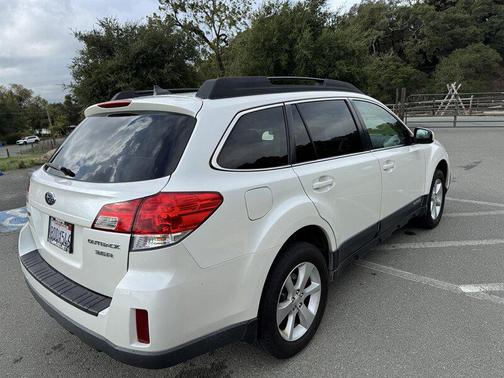 2013 Subaru Outback 3.6R Limited
