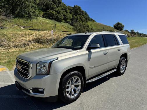 Champagne Silver Metallic 2015 GMC Yukon SLT