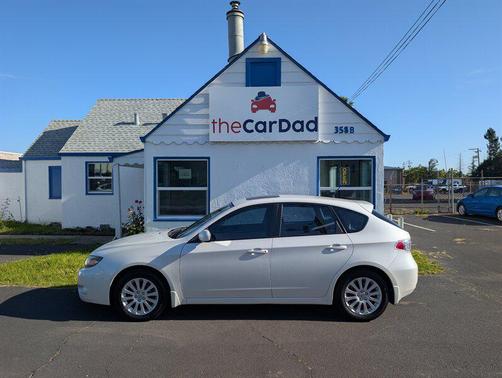 Satin White Pearl 2011 Subaru Impreza 2.5 i Premium