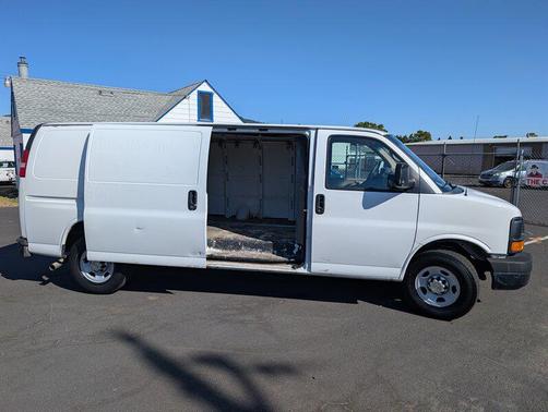 2013 Chevrolet Express 2500 Work Van