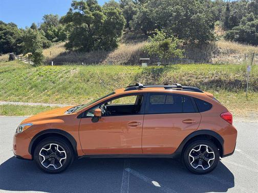 Tangerine Orange Pearl 2014 Subaru XV Crosstrek 2.0i Limited
