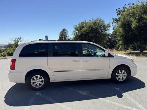 Stone White Clearcoat 2012 Chrysler Town & Country Touring