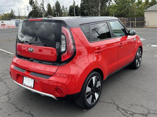 2017 Kia Soul +