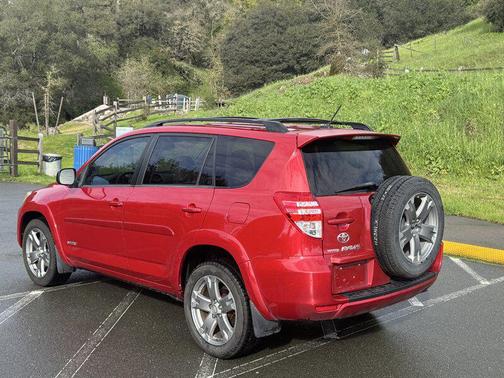 2010 Toyota RAV4 Sport