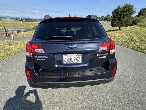 Graphite Grey Metallic 2012 Subaru Outback 2.5i Limited
