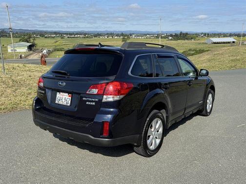 Graphite Grey Metallic 2012 Subaru Outback 2.5i Limited