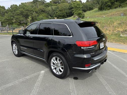 Brilliant Black Crystal Pearlcoat 2015 Jeep Grand Cherokee Summit