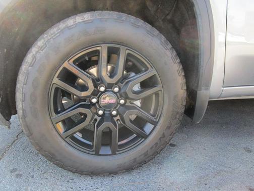 2024 GMC Sierra 1500 Pro