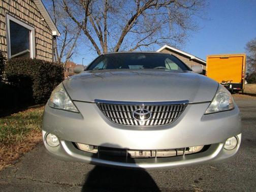 2005 Toyota Camry Solara SE V6