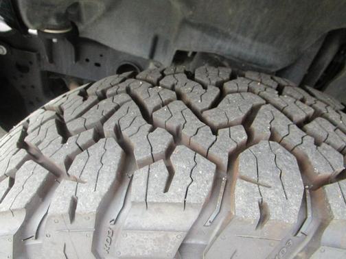 Sting Gray 2021 Jeep Gladiator Sport