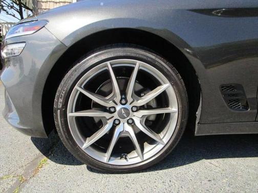 2023 Genesis G70 2.0T AWD