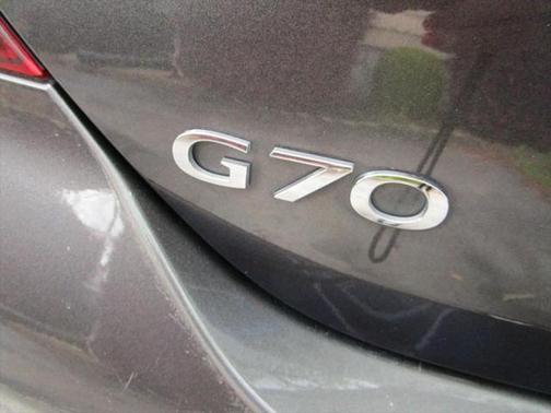 2023 Genesis G70 2.0T AWD