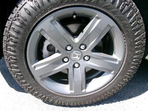 Lunar Silver Metallic 2023 Honda Ridgeline RTL-E