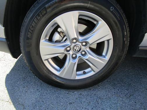 Silver Sky Metallic 2024 Toyota RAV4 XLE