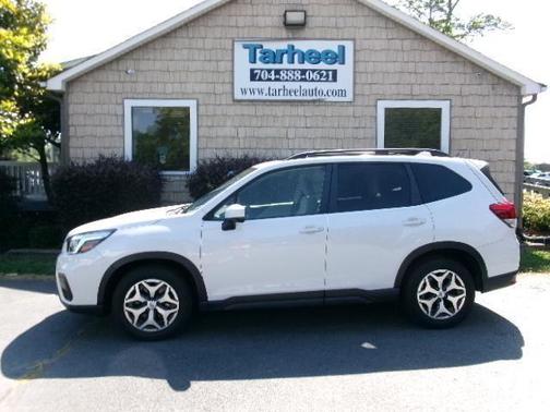 Crystal White Pearl 2020 Subaru Forester Sport