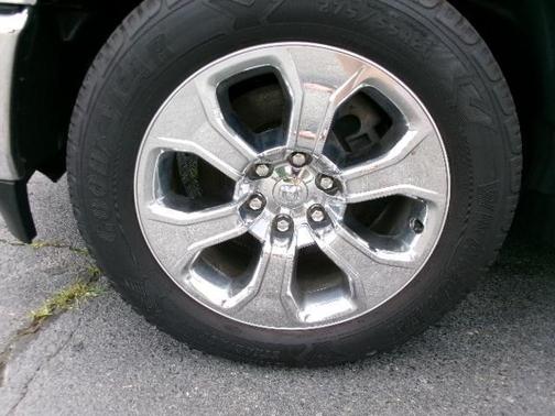 Bright White Clearcoat 2020 RAM 1500 Big Horn/Lone Star
