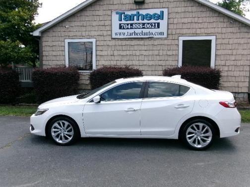Bellanova White Pearl 2017 Acura ILX 2.4L