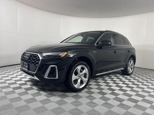 2025 Audi Q5 Premium Plus 45 TFSI S line quattro S tronic
