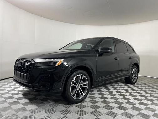 2025 Audi Q7 Premium Plus 45 TFSI quattro Tiptronic