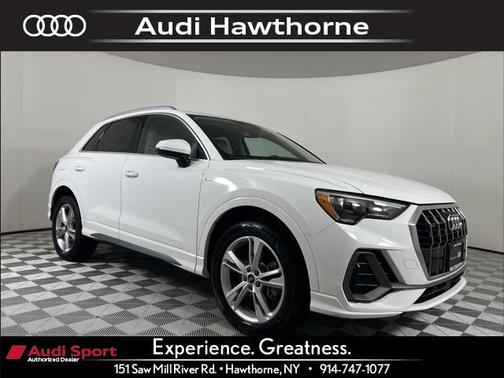 2022 Audi Q3 Premium 45 TFSI S line quattro Tiptronic