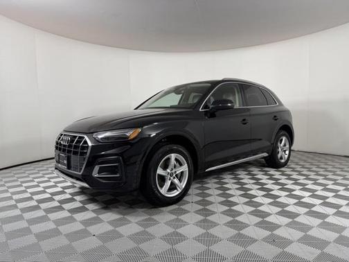 2023 Audi Q5 Premium 40 TFSI quattro S tronic