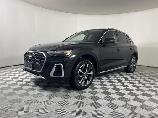 2025 Audi Q5 Premium Plus 45 TFSI S line quattro S tronic