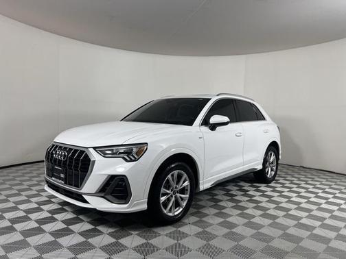 2023 Audi Q3 Premium 45 TFSI S line quattro Tiptronic
