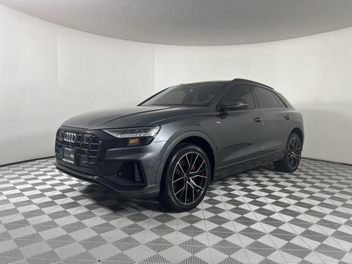 2023 Audi Q8 Premium Plus 55 TFSI quattro Tiptronic