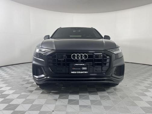 2023 Audi Q8 Premium Plus 55 TFSI quattro Tiptronic