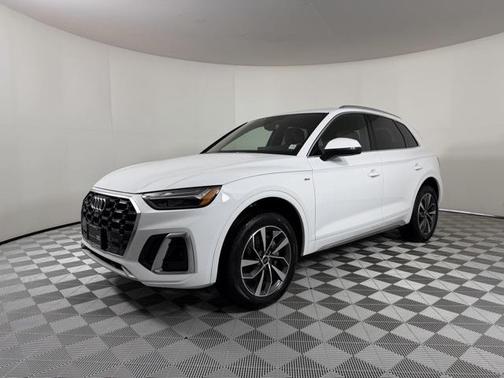 2025 Audi Q5 Premium Plus 45 TFSI S line quattro S tronic