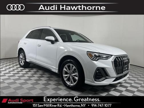 2022 Audi Q3 Premium Plus 45 TFSI S line quattro Tiptronic