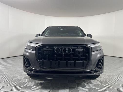 2025 Audi Q7 Premium Plus 45 TFSI quattro Tiptronic