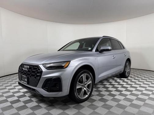 2025 Audi Q5 Premium 45 TFSI S line quattro