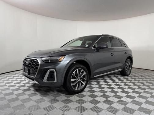 2025 Audi Q5 Premium Plus 45 TFSI S line quattro S tronic