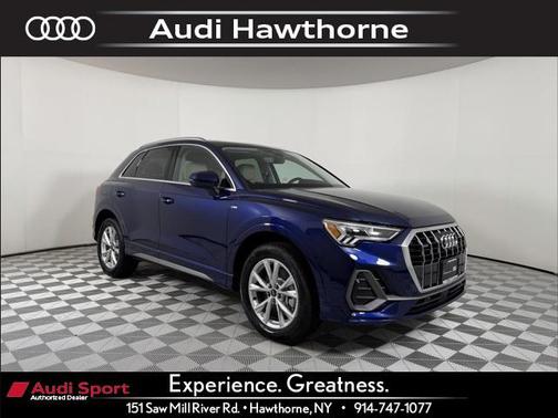 2025 Audi Q3 Premium 45 TFSI S line quattro Tiptronic