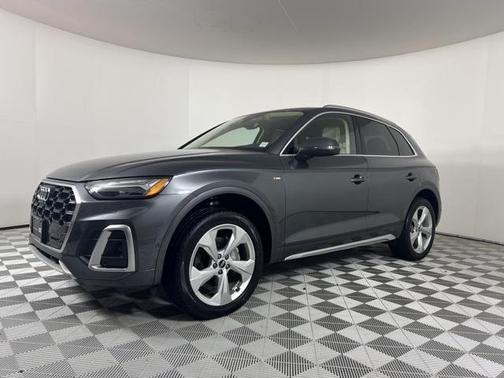 2022 Audi Q5 Prestige 45 TFSI S line quattro S tronic