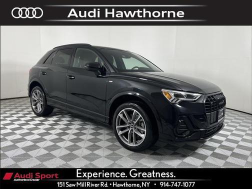 2022 Audi Q3 Premium Plus 45 TFSI S line quattro Tiptronic