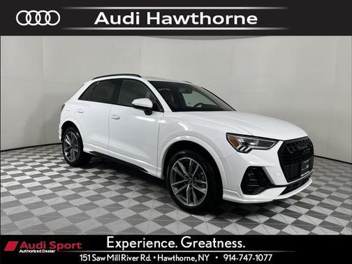 2025 Audi Q3 Premium 45 TFSI S line quattro Tiptronic