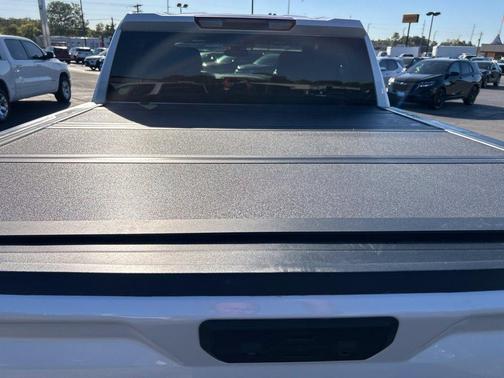 White Frost Tri-Coat 2025 GMC Sierra 1500 SLT