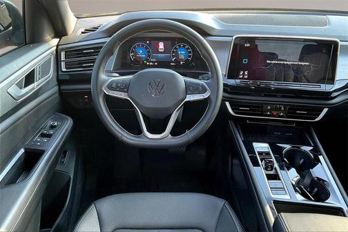 2025 Volkswagen Atlas Cross Sport 2.0T SE w/Technology 4MOTION