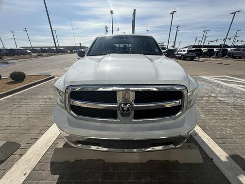 2019 RAM 1500 SLT