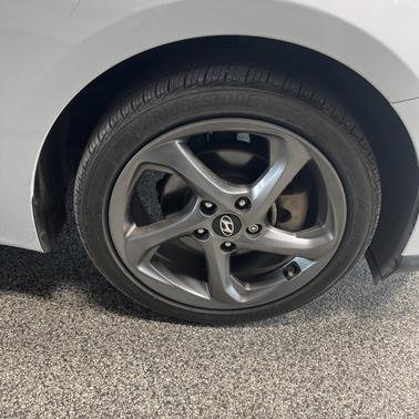 2020 Hyundai Veloster 2
