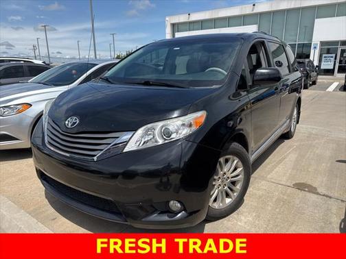 2013 Toyota Sienna XLE