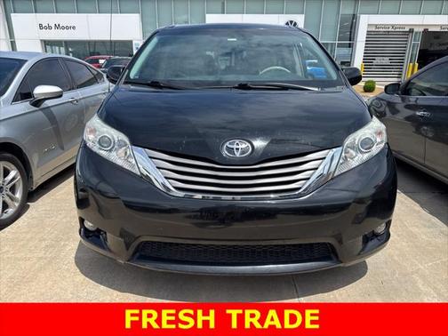 2013 Toyota Sienna XLE