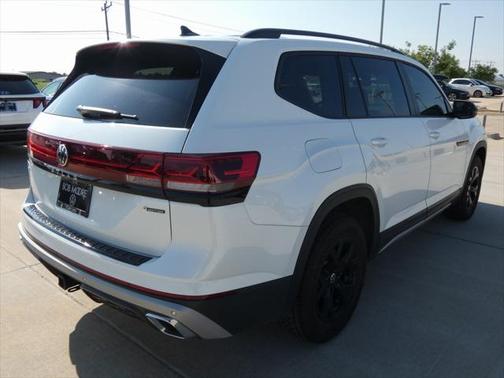 2024 Volkswagen Atlas 2.0T SEL