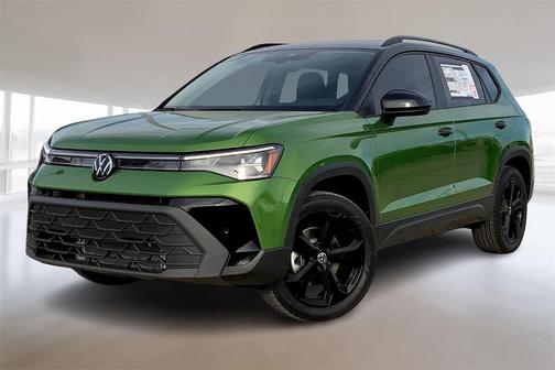 2026 Volkswagen Taos SE Black