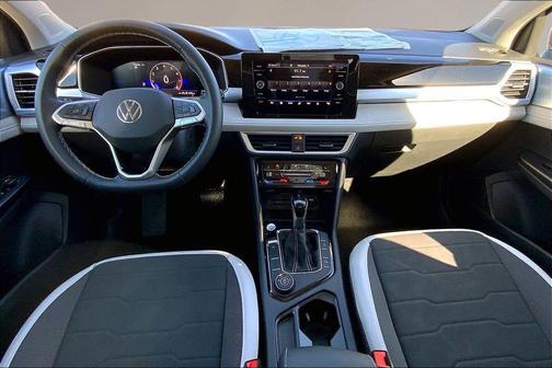 Gray 2026 Volkswagen Taos SE
