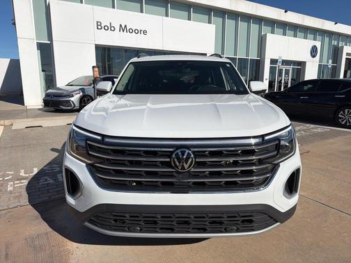 2024 Volkswagen Atlas 2.0T SE w/Technology 4MOTION
